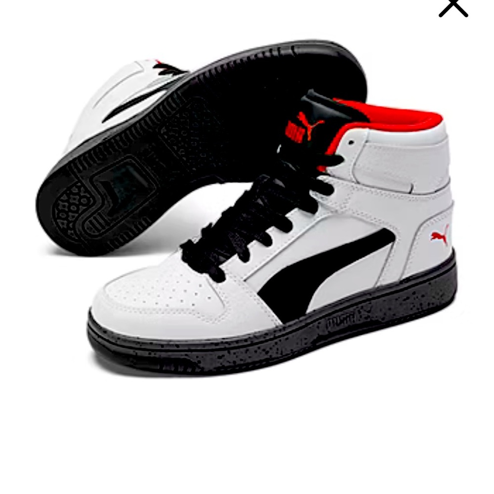 Puma Sneakers